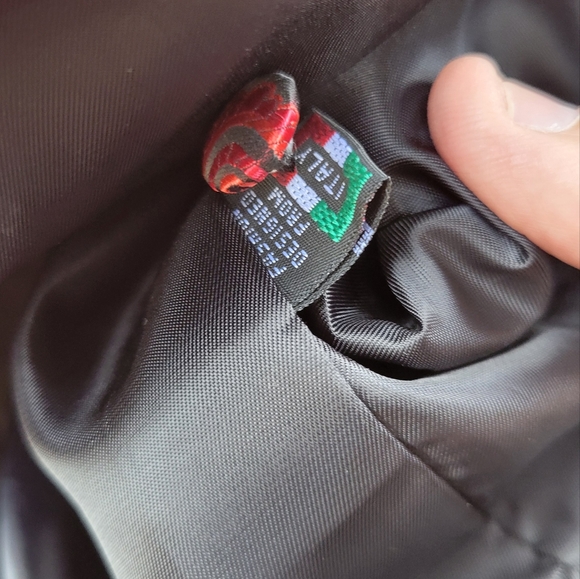 Brand Q Vest - Picture 3 of 5